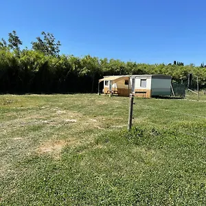 Camping Mobil Boheme Avec Jacuzzi, Saint-Rémy-de-Provence